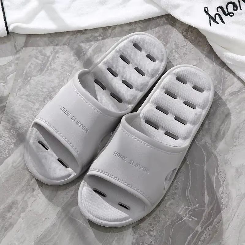 Quick-drying Man Women's Slipper Non-slip Soft-sole Bathroom Slippers Hollowed Out Leaky Slippers Casual Couple Home Slipper