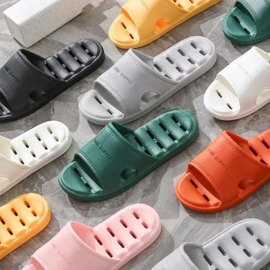Quick-drying Man Women's Slipper Non-slip Soft-sole Bathroom Slippers Hollowed Out Leaky Slippers Casual Couple Home Slipper