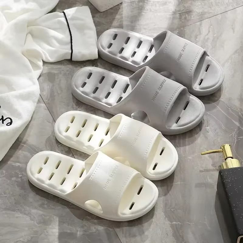 Quick-drying Man Women's Slipper Non-slip Soft-sole Bathroom Slippers Hollowed Out Leaky Slippers Casual Couple Home Slipper