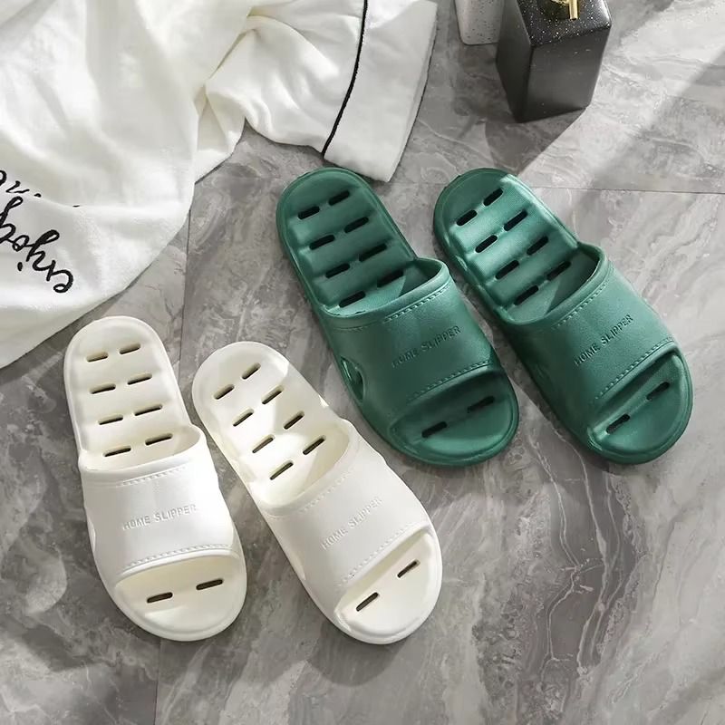 Quick-drying Man Women's Slipper Non-slip Soft-sole Bathroom Slippers Hollowed Out Leaky Slippers Casual Couple Home Slipper